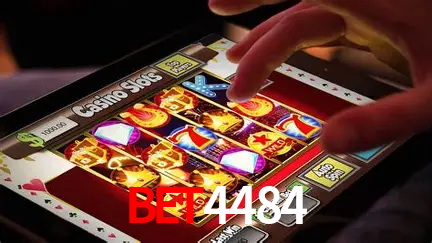 A Popularidade dos Caça-Níqueis no bet4484